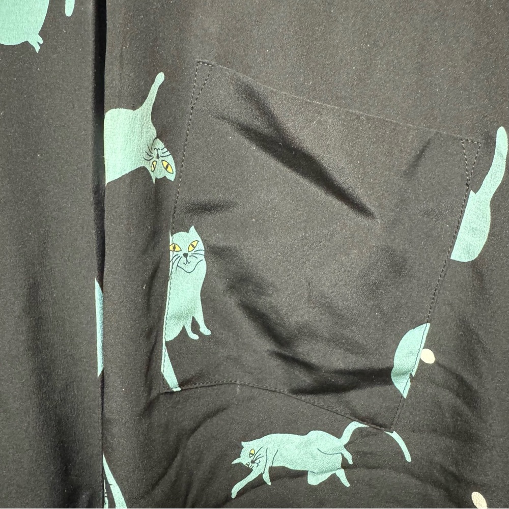 Vintage Silk Bonnie Yim Cat Pattern Button Up Blouse - Picture 4 of 7